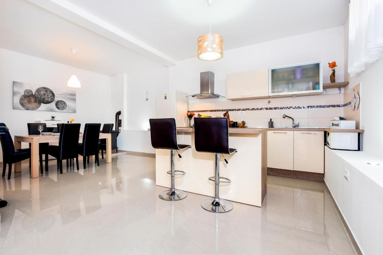 רוביני Lea'S Apartment מראה חיצוני תמונה